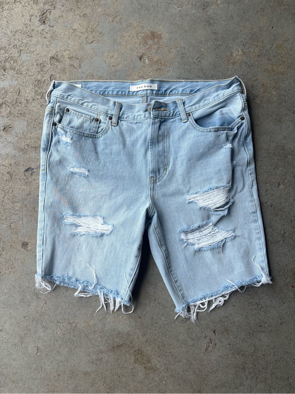 Men’s PacSun Light Wash Distressed Denim Shorts